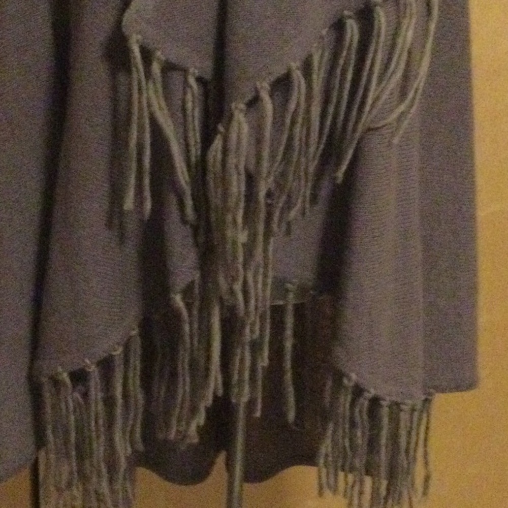 Subtle Luxury CASHMERE SHAWL VEST  
$237 - Picture 7 of 15